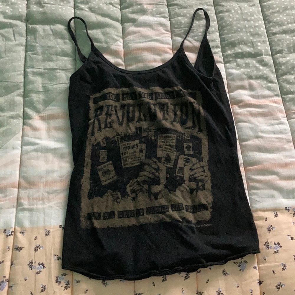 Revolution tank